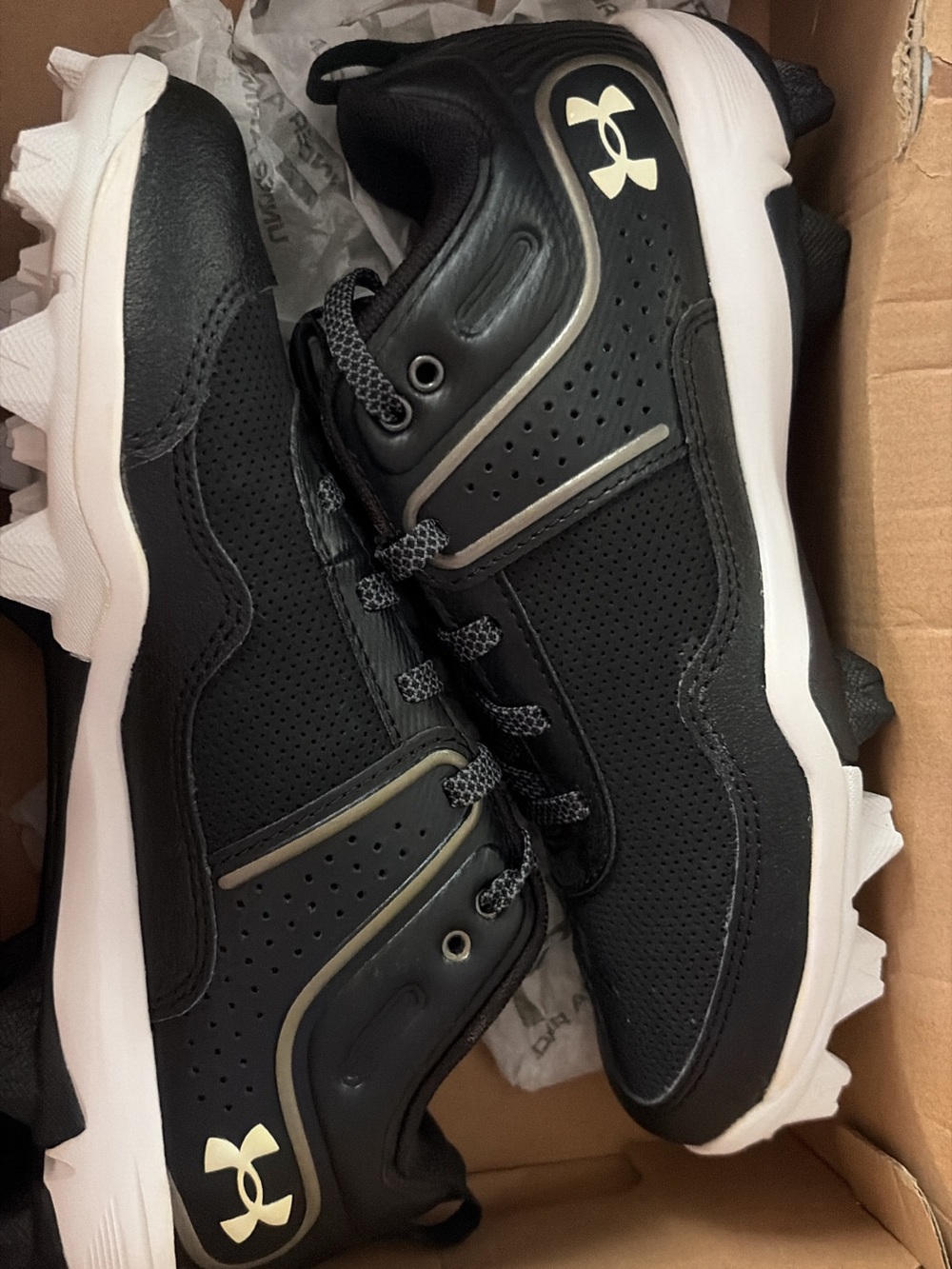 Under Armour Black and White Women's Athletic Cleats